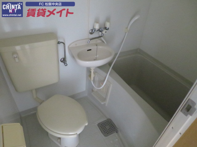 バス・シャワールーム　同型参考写真