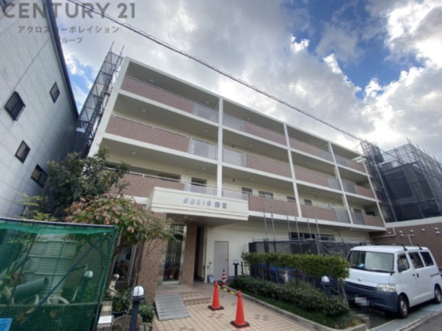 建物外観　オートロック完備で安心のセキュリティ♪
