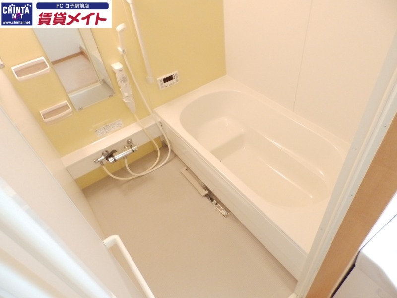 バス・シャワールーム　別部屋参考写真です