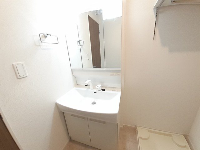 洗面設備　忙しい朝には欠かせない洗面所です