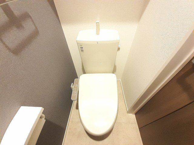 トイレ　シンプルで使いやすいトイレです