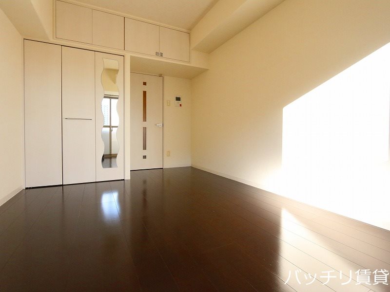 居室・リビング　※同マンション別部屋写真の為、現状優先。