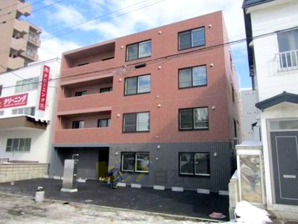 建物外観　都市ガス・エコジョーズ使用物件で光熱費がお得な人気物件です♪