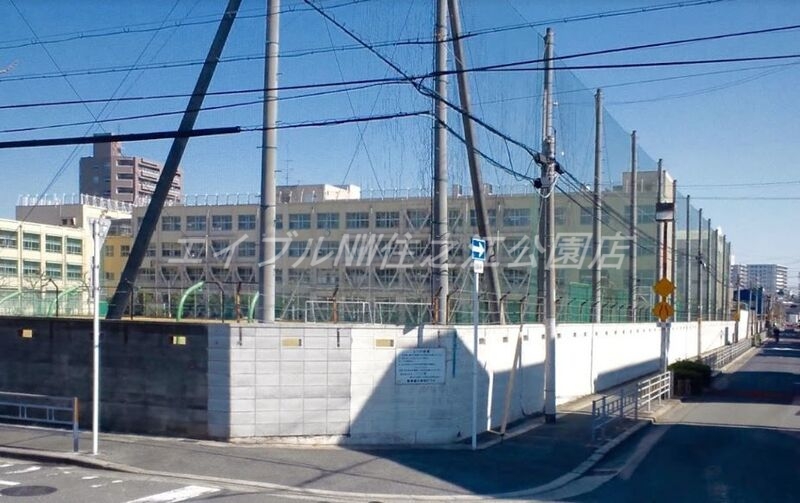 中学校　大阪市立住之江中学校（中学校）まで473m
