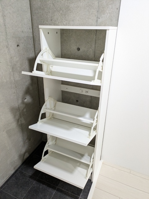 収納　シューズラック