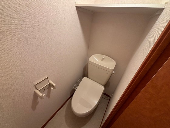 トイレ　※別部屋の写真です