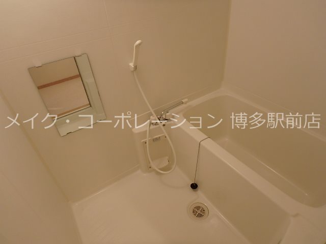 バス・シャワールーム　※写真は棟内別部屋参考写真