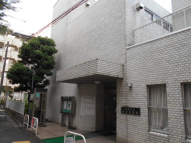 図書館　中野区立南台図書館（図書館）まで500m