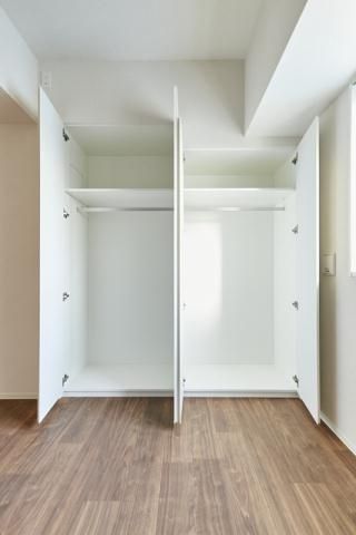 収納　写真は同タイプ住居です。