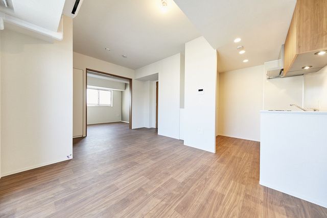居室・リビング　写真は同タイプ住居です。