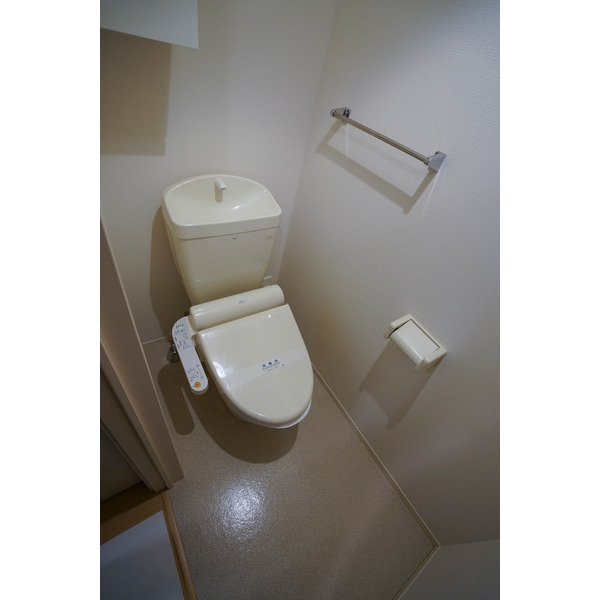 トイレ　同じ建物の別のお部屋