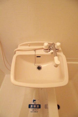 洗面設備　（別タイプ参考写真）スカイコート文京根津　　文京区根津2