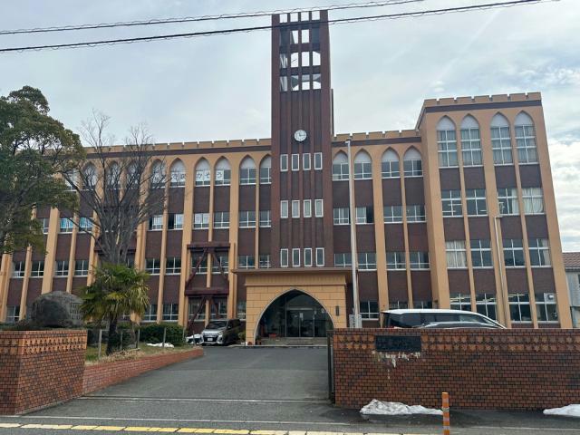 中学校　鳥取市立東中学校（中学校）まで1329m