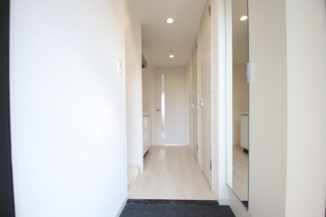 玄関　※他のお部屋の参考写真です※