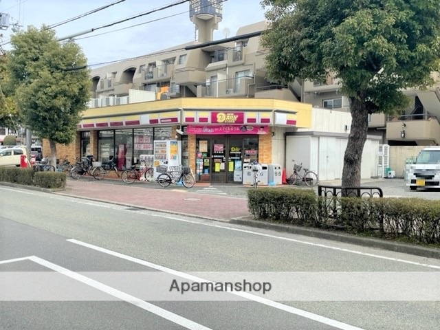 コンビニ　ニューヤマザキデイリーストアー尼崎椎堂店（コンビニ）まで228m
