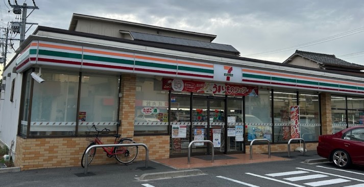 コンビニ　セブンイレブン 名古屋名西通1丁目店（コンビニ）まで421m