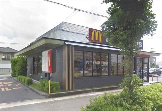 飲食店　マクドナルド（飲食店）まで672m