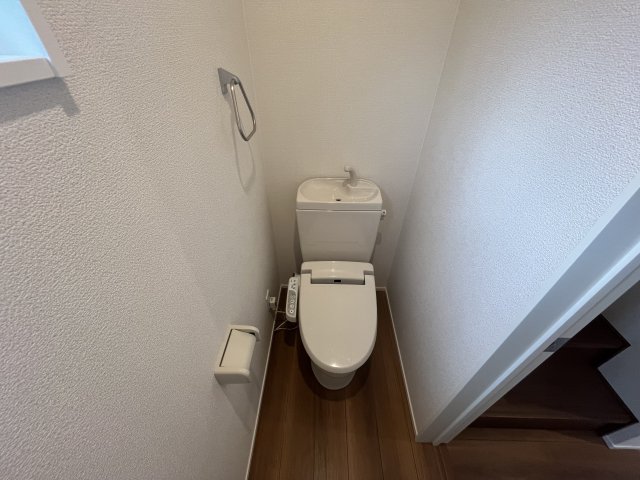 トイレ　トイレもきれいです