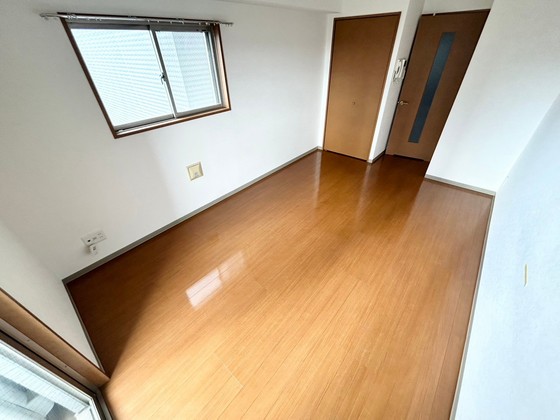 居室・リビング　※別部屋の写真です