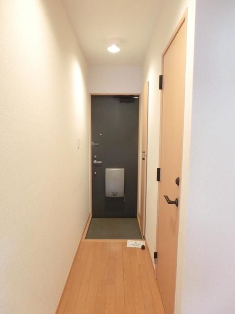 玄関　玄関前スペース
