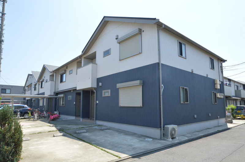 建物外観　ミサワホーム施工の大型２ＬＤＫ