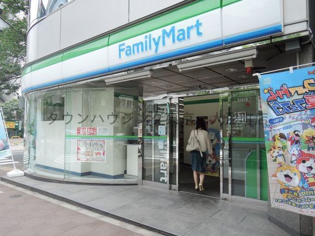 コンビニ　ファミリーマート日本橋茅場町店（コンビニ）まで80m