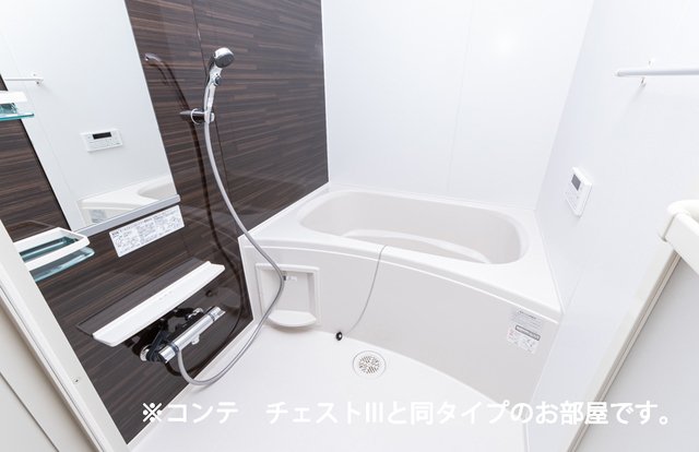 バス・シャワールーム　きれいなお風呂です
