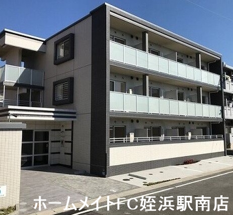 建物外観　★人気の築浅マンション！★