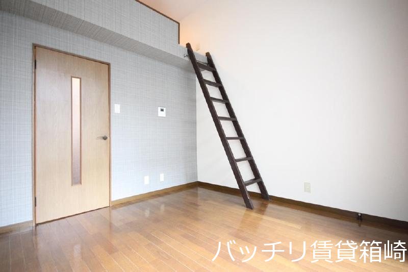 居室・リビング　同型別部屋の為現状優先