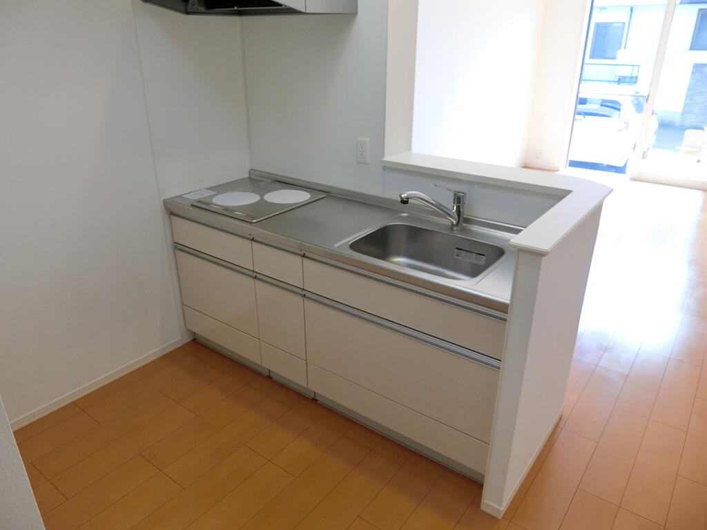 キッチン　室内写真・動画・パノラマは同物件中部屋部屋のものです
