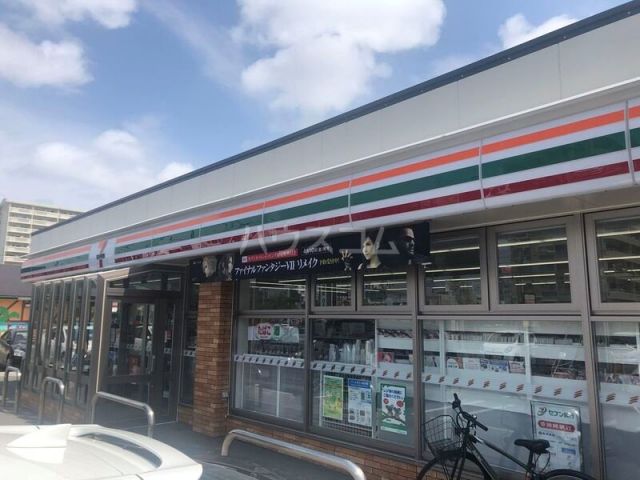 コンビニ　セブンイレブン　糸満兼城サンプラザ糸満店（コンビニ）まで722m