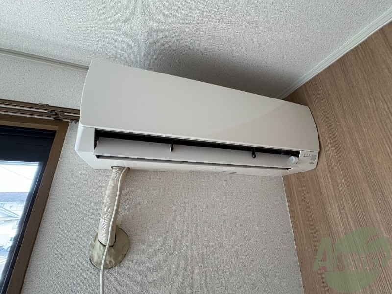 その他設備　エアコン付きです！夏でも冬でも安心ですね。