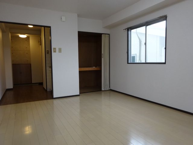その他部屋・スペース　エアコン付き
