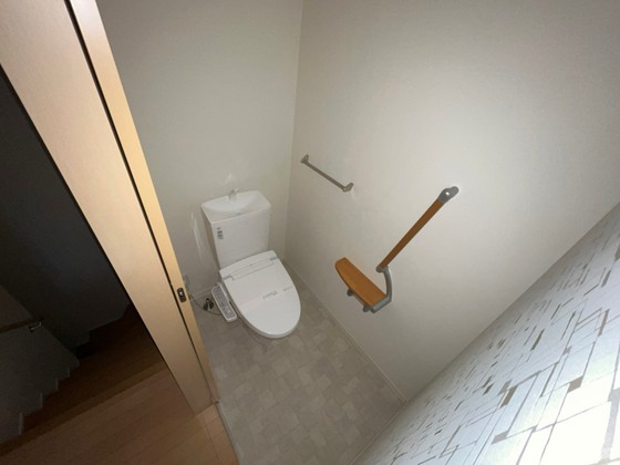 トイレ　※別部屋の写真です