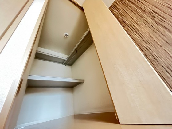収納　※別部屋の写真です