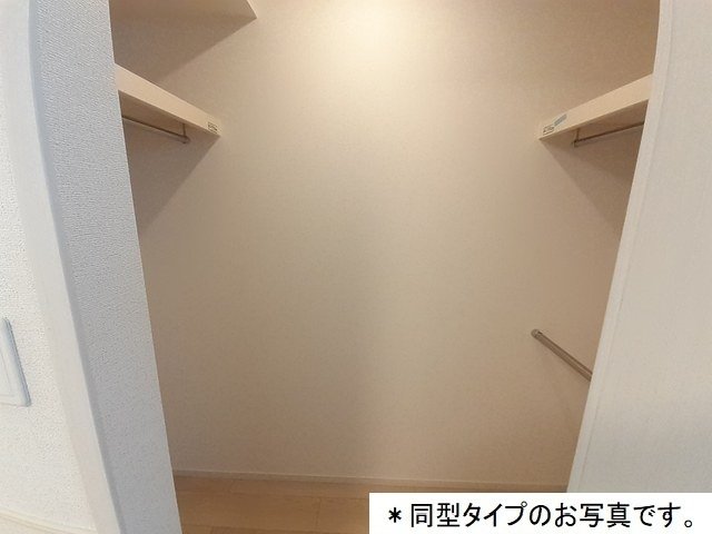 収納　たっぷりとした収納スペースです