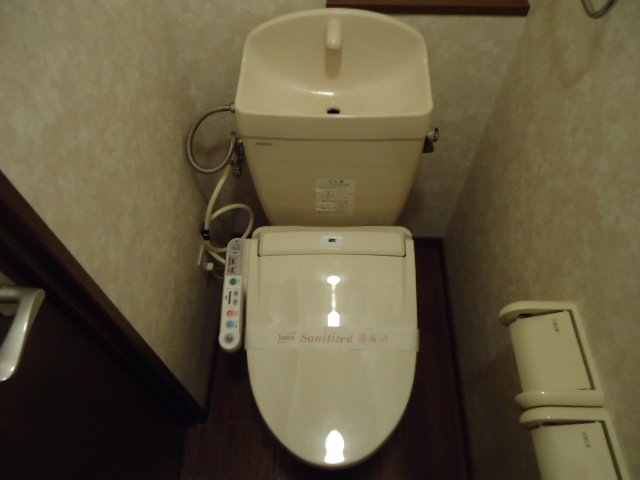 トイレ　シャワー付トイレ