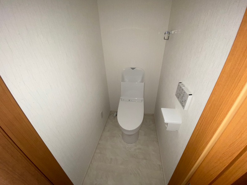 トイレ　トイレです。ウォシュレット付を探している方、おすすめです！