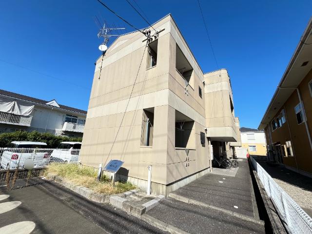 エントランス　外観写真（昼）