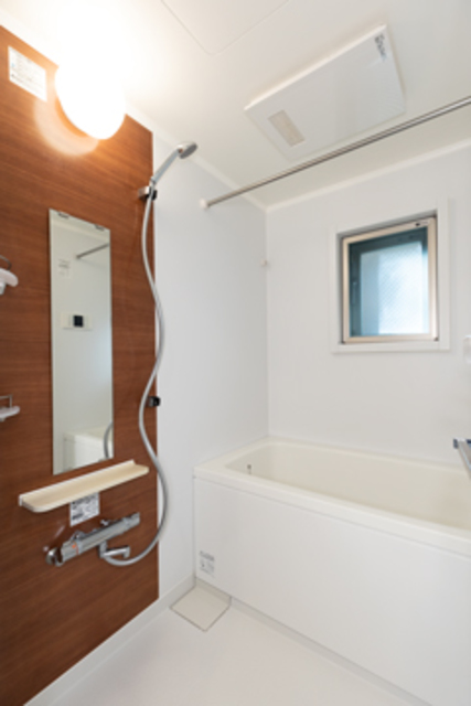 バス・シャワールーム　※写真は同タイプ住戸です。