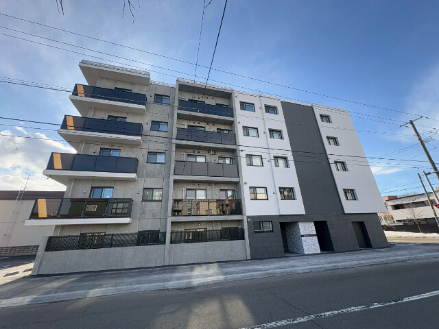 建物外観　札幌市北区「Ｓ－ＲＥＳＩＤＥＮＣＥ北大前ａｓｃｅｎｔ」