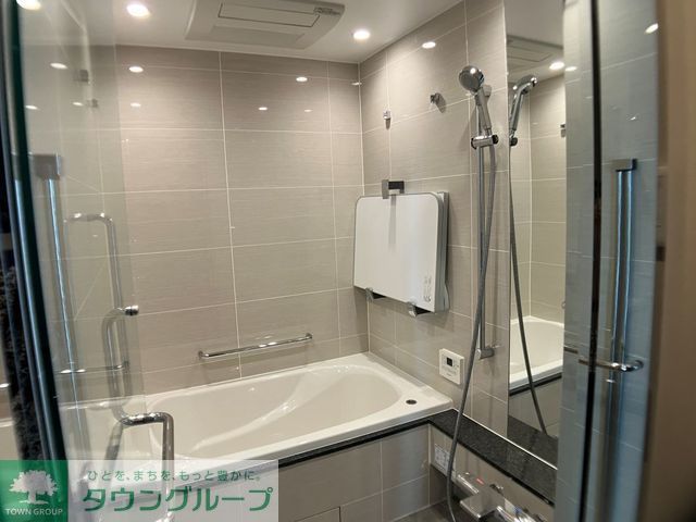 バス・シャワールーム　※写真は同タイプ住戸です。