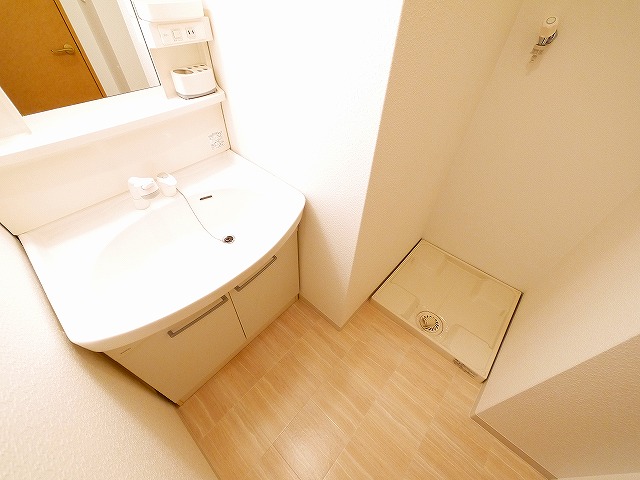 洗面設備　忙しい朝には欠かせない洗面所です