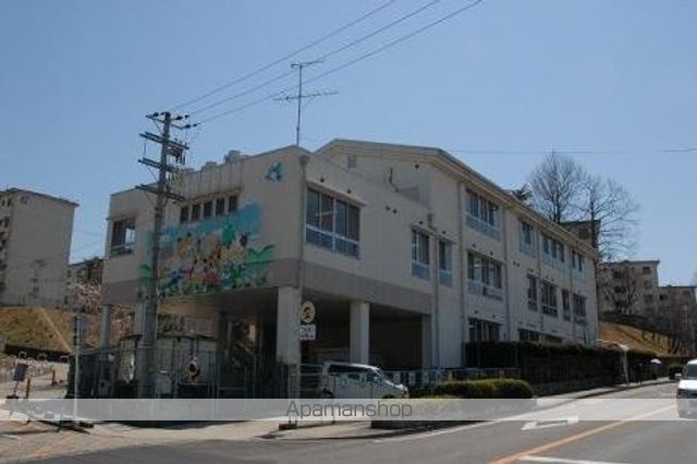 幼稚園・保育園　認定こども園鶴舞保育園（幼稚園・保育園）まで443m