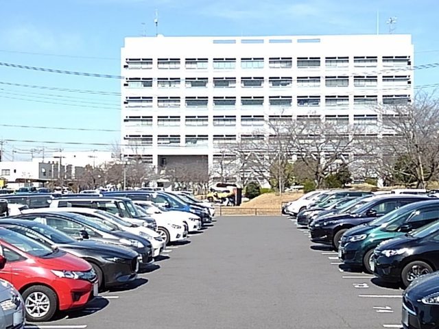 役所　三郷市役所（役所）まで950m