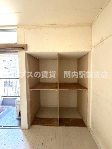 収納　内装工事中