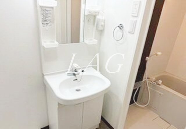 洗面設備　独立洗面台です。