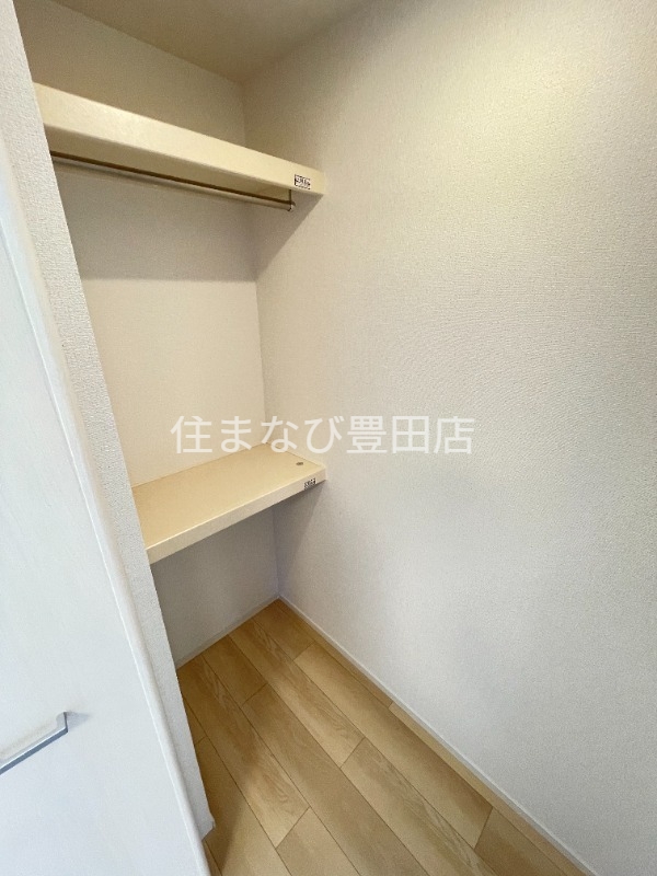 収納　同型タイプ
