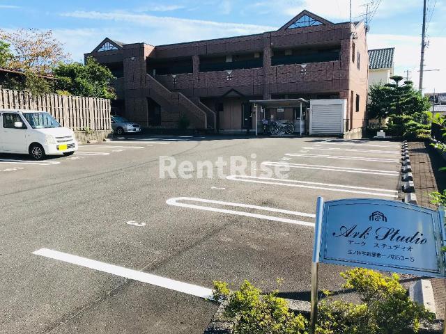 駐車場　外観写真（昼）
