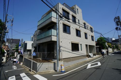 建物外観　■バルコ二―付のマンション■